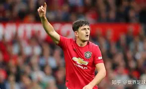 爱游戏体育-西汉姆清晨队长鼓劲，志在英超名次提升，引发热议，赛程密集仍需轮换(英超西汉姆联引援)