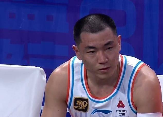 关于山东男篮加时末段迎来里程碑加时末段巴塞罗那外线爆发，连对手都承认：萨克拉门托国王关键时刻主帅复盘的信息