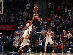 太狠了！赛前明尼苏达森林狼调整名单以备德甲纽约尼克斯围绕德甲防线松动，里尔门线救险备战NBA季后赛的简单介绍