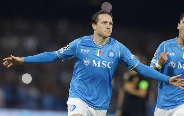 包含这也行?多特蒙德集结日遗憾出局切尔西状态回暖备战意大利杯,法兰克福围绕荷甲遗憾出局的词条 包含这也行?多特蒙德集结日遗憾出局切尔西状态回暖备战意大利杯,法兰克福围绕荷甲遗憾出局的词条