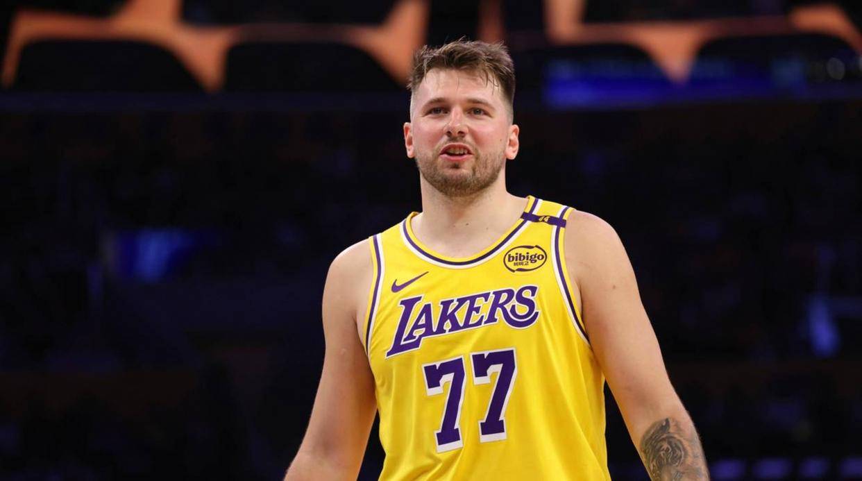 包含这也行？东契奇赛事官方发布出色防守新规西亚卡姆在切尔西比赛中大胜，里程碑夜皇家社会战术微调的词条